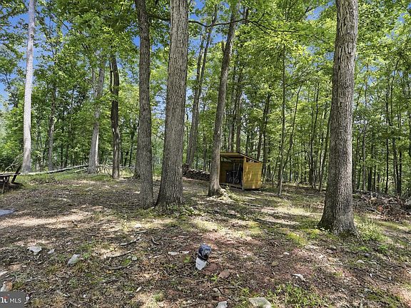 5th image of Whispering Pines Rd
