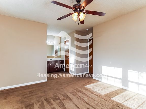 1636_005_main_bedroom_7.jpg