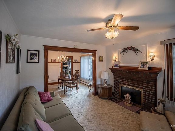 4th image of 12 Fairview Ave