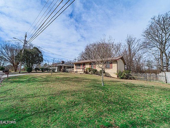 5th image of 5917 W Pine Ln