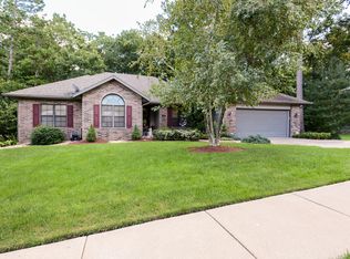 140 Nathan Dr, Hollister, MO 65672