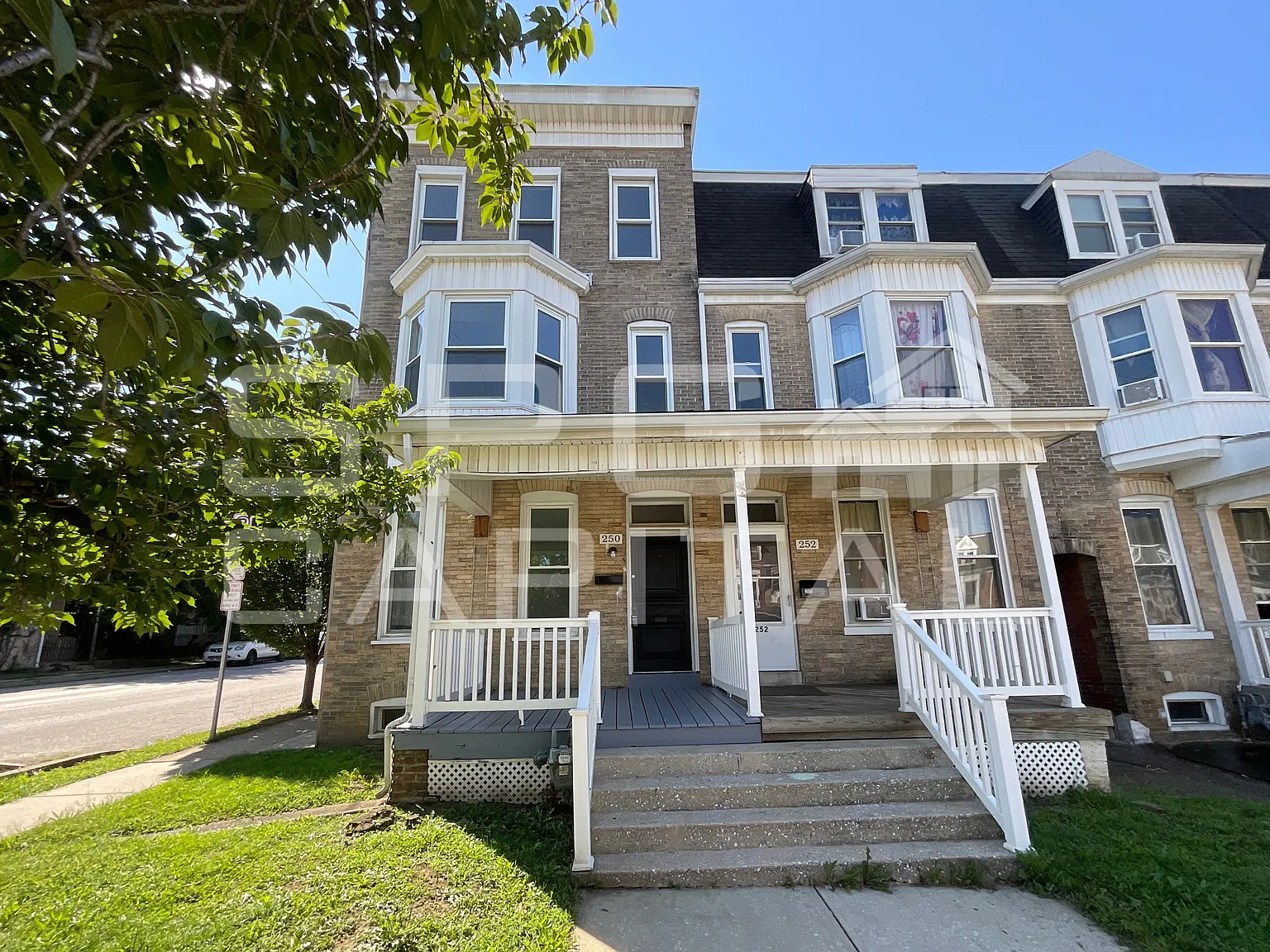 250 W Jackson St, York - 1 — Photo 1