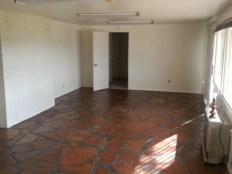 33 Skyline Dr — Photo 6