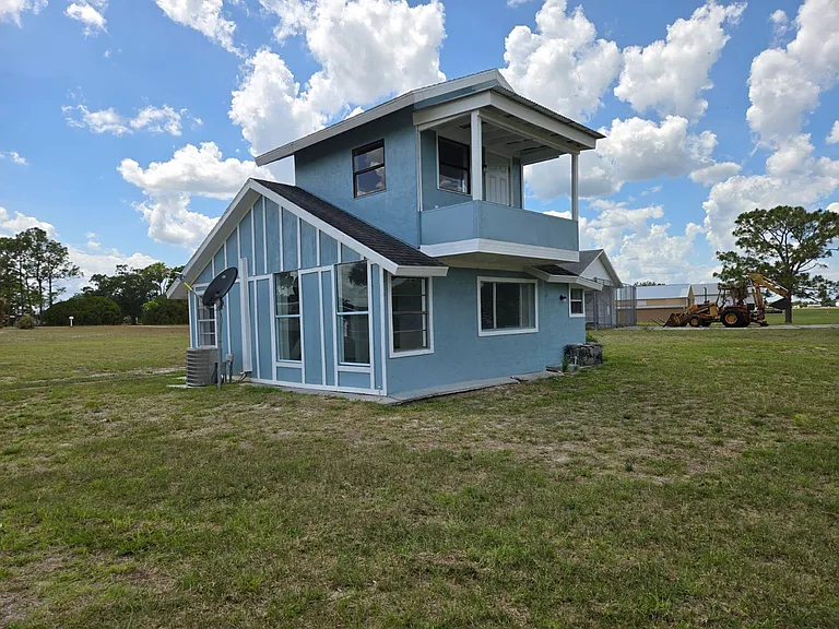 19505 NW 80th Dr — Photo 8