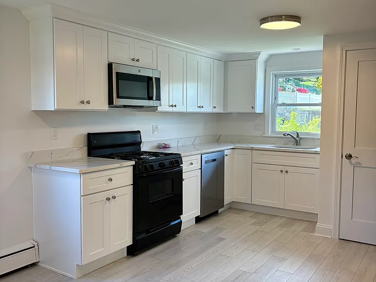 6 Hillside Pl — Photo 7