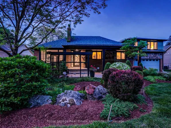 1399 Elaine Trl, Mississauga, ON L5G 3W9