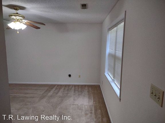 5th image of 823 E Marion St #8