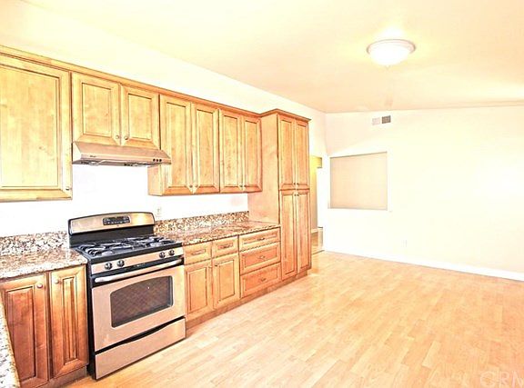 5th image of 1821 Hollandale Ave