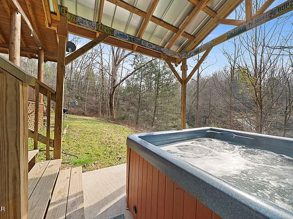 5th image of 1284 Laurel Lick Rd APT 2