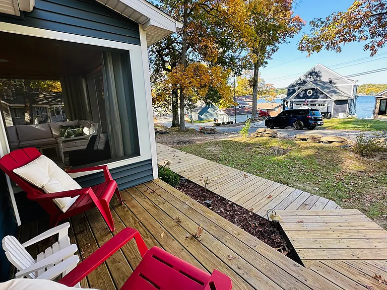 3805 W Shady Side Rd — Photo 2