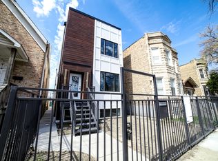 942 N Harding Ave, Chicago, IL 60651