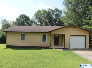 6410 Banks Dr NW, Fort Payne, AL 35967