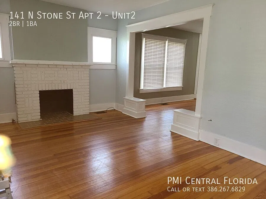 Historic Deland 2 Bedroom 1 Bath in a Great Location — Photo 4