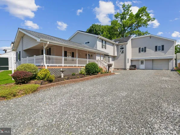 207 Lehigh Ave, Gloucester City, NJ 08030