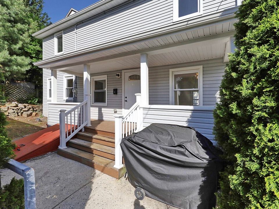 1st image of 1466 River Rd #1466