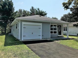 8 Goyave St, Toms River, NJ 08757