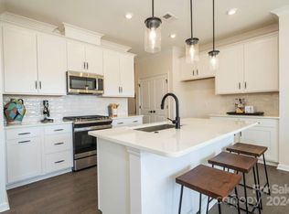 8911 Nettleton Ave, Charlotte, NC 28215