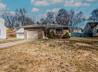 1075 Carrier Creek Blvd NE, Grand Rapids, MI 49503