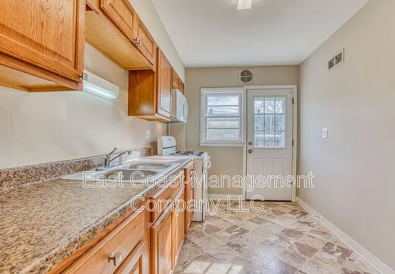 6149 Dunroming Rd — Photo 14