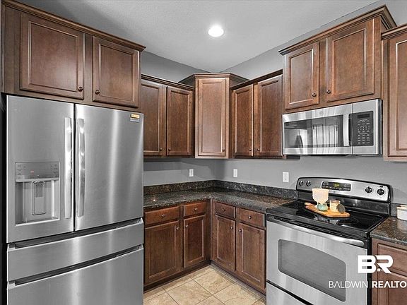 3rd image of 18077 Shreveport Ct