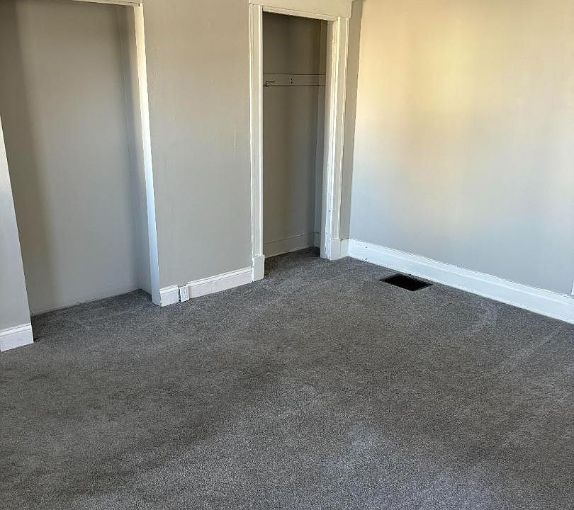 Unit Photo
