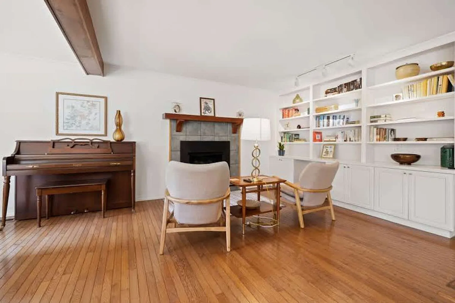 4 bed, 4.0 bath, $7,243 — Photo 4