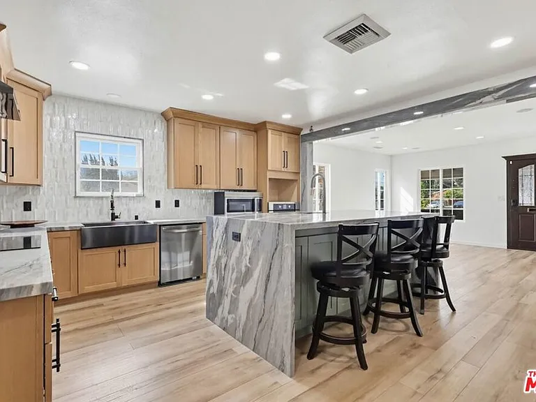 2200 Easy Ave — Photo 15