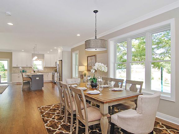 Dining Room / Kitchen