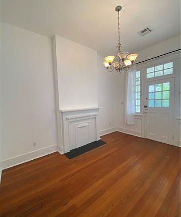 4th image of 5526 Laurel St