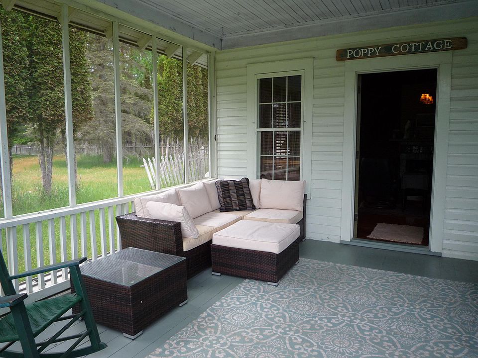 75 Saranac Inn Ln, Saranac Lake, NY 12983 | Zillow