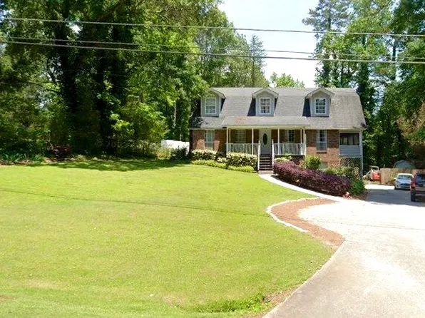 1948 Lake Lucerne Rd, Lilburn, GA 30047