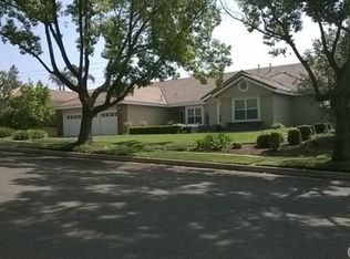 2172 N Buckingham Way, Upland, CA 91784