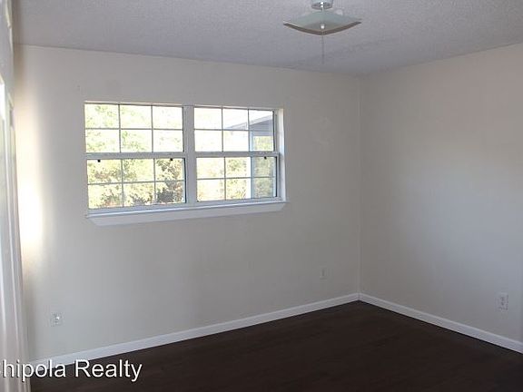 5th image of 1664 Sunny Hills Blvd