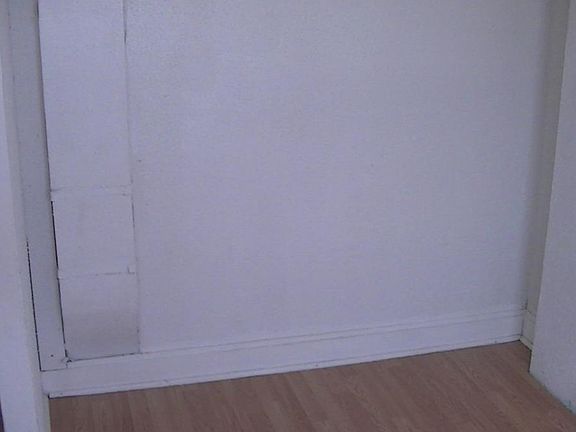 2nd image of 4664 Hannover Ave