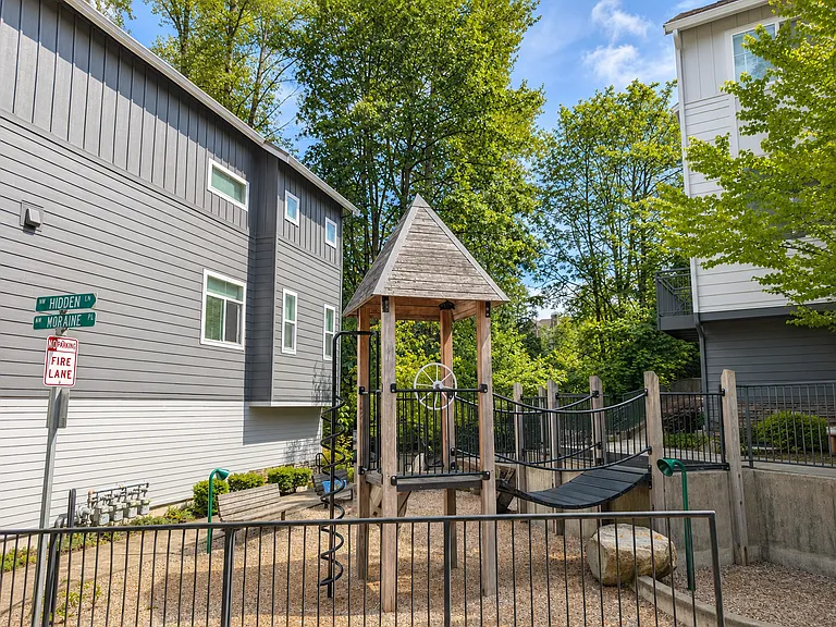 2203 NW Moraine Pl — Photo 19