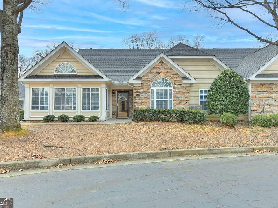 1st image of 3037 Oakside Cir