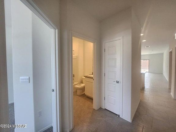 4th image of 9756 E Gray Hawk Dr