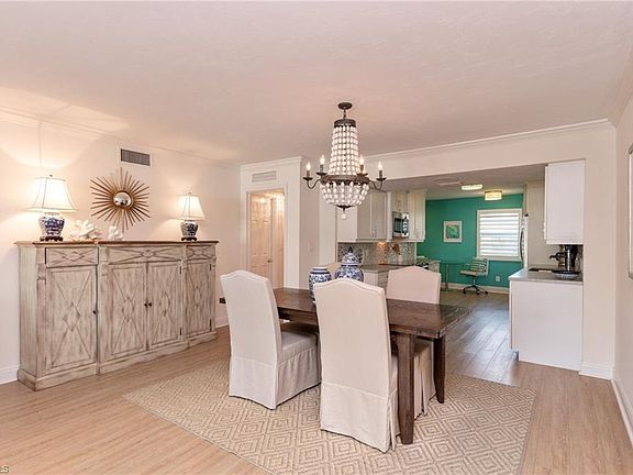 4th image of 1900 Gulf Shore Blvd N APT 104