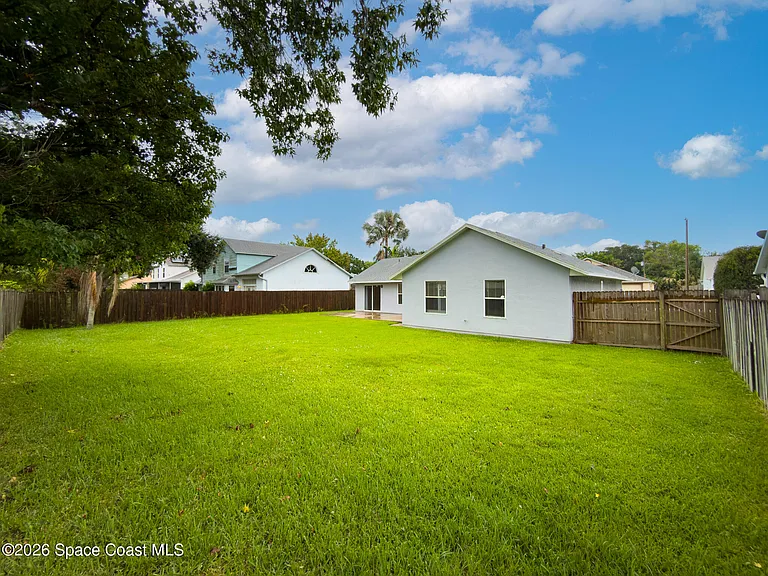 2540 Wild Wood Dr — Photo 35