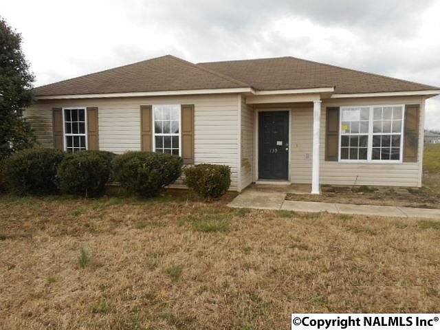 1st image of 130 Travis Dr