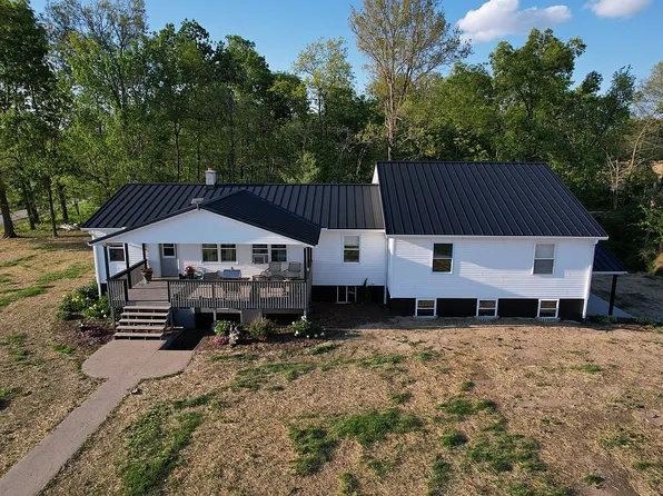 10533 E 450th Ave, Robinson, IL 62454