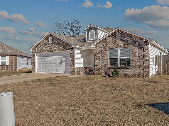 2nd image of 126 Ellis Dr