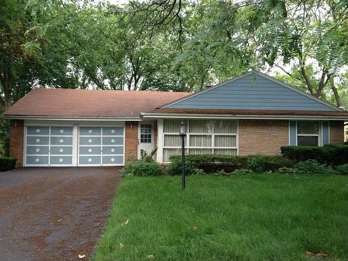 1223 Warrington Rd photo 1