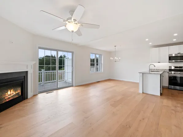 30 Autumn Lane, Raymond, NH 03077