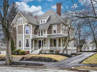 916 Chestnut St, Manchester, NH 03104