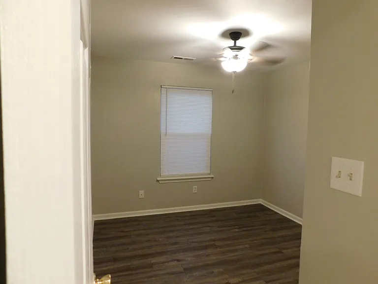 1433 Drumheller Dr — Photo 26