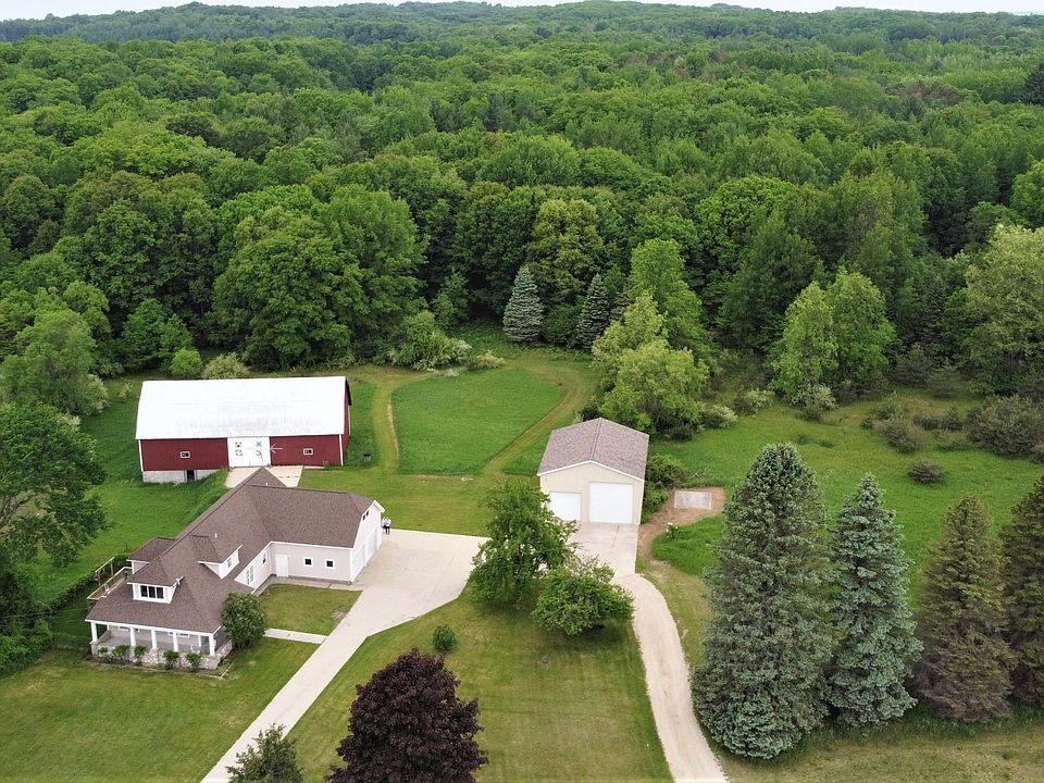 3924 Chippewa Hwy, Manistee, MI 49660 MLS 20046020 Zillow