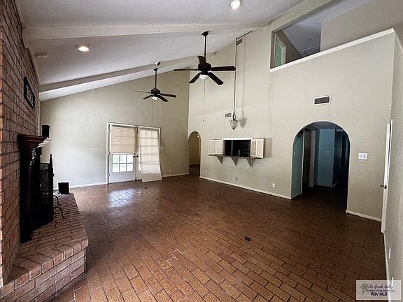 5th image of 2508 Lotus St