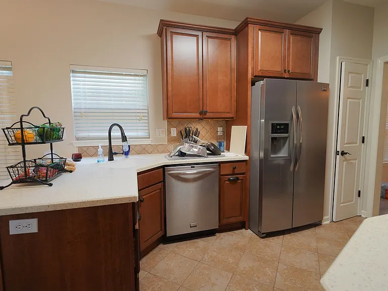 5370 Appledore Ln — Photo 8