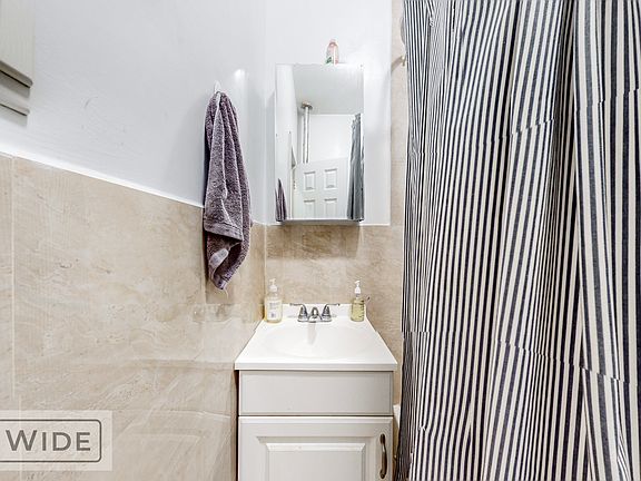 5th image of 172 Thompson St APT 12